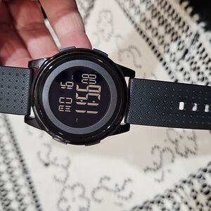 YUINK 1502 Mens Ultra-Thin Black Digital Sports Watch - No Original Box